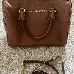NWOT - Michael Kors Bedford Duffle Satchel